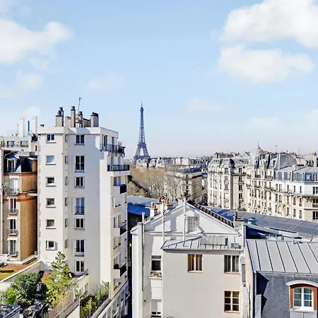 Parisian Luxury 2-level Loft *